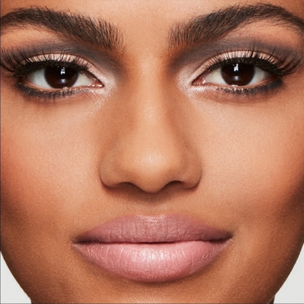 MAC #36 Dreamgirl Lash NEW